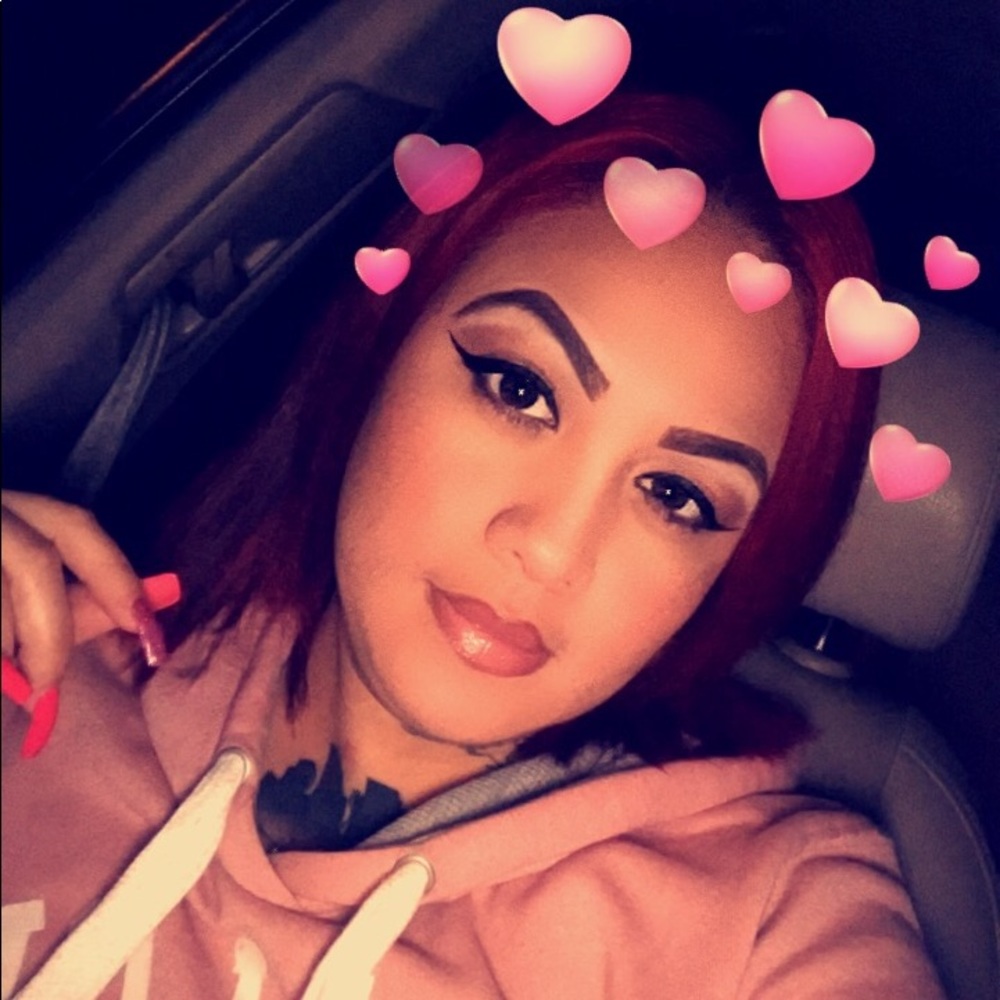 Meet your Posher, Crystal